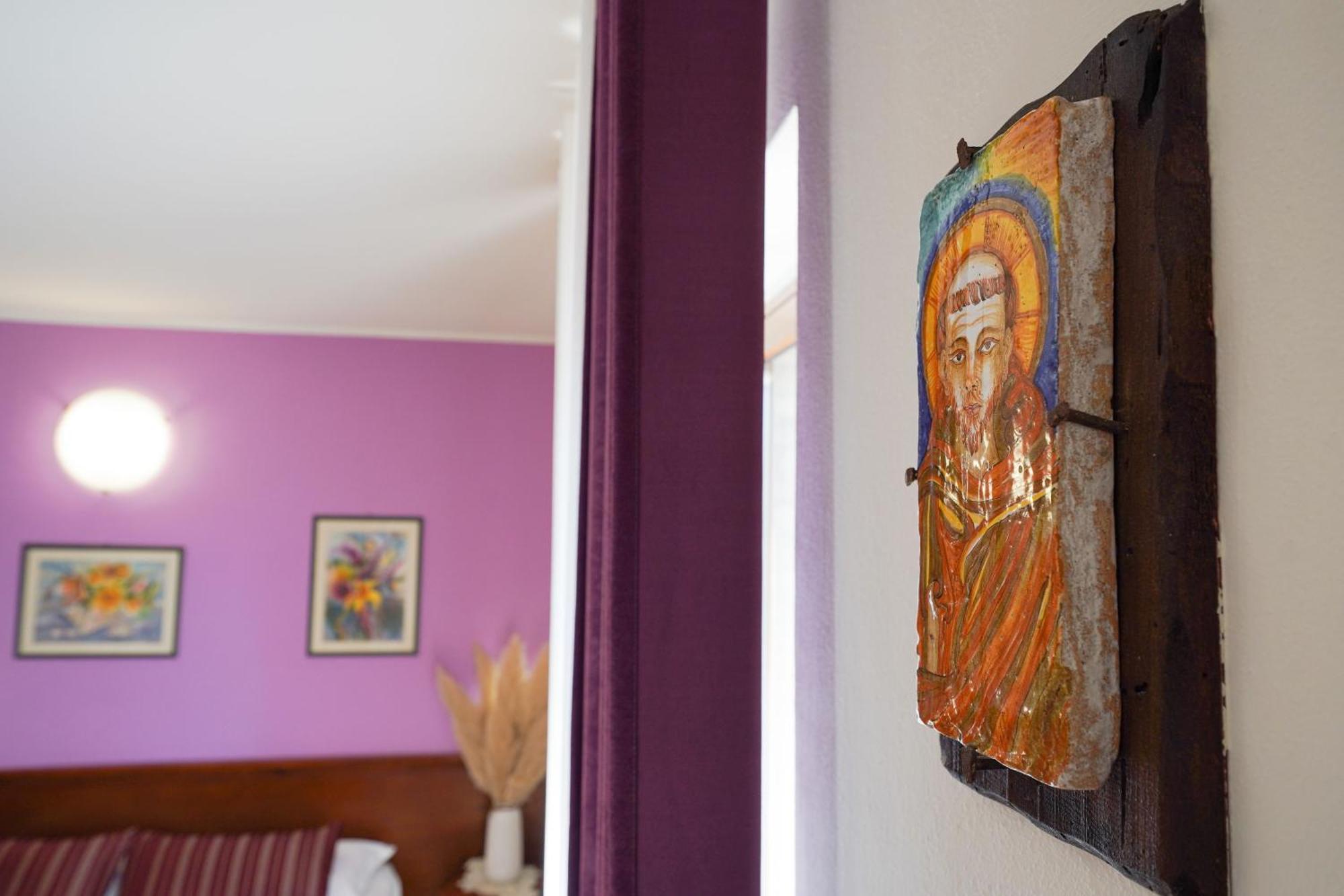 Camere Il Cantico อัสซิซี ภายนอก รูปภาพ