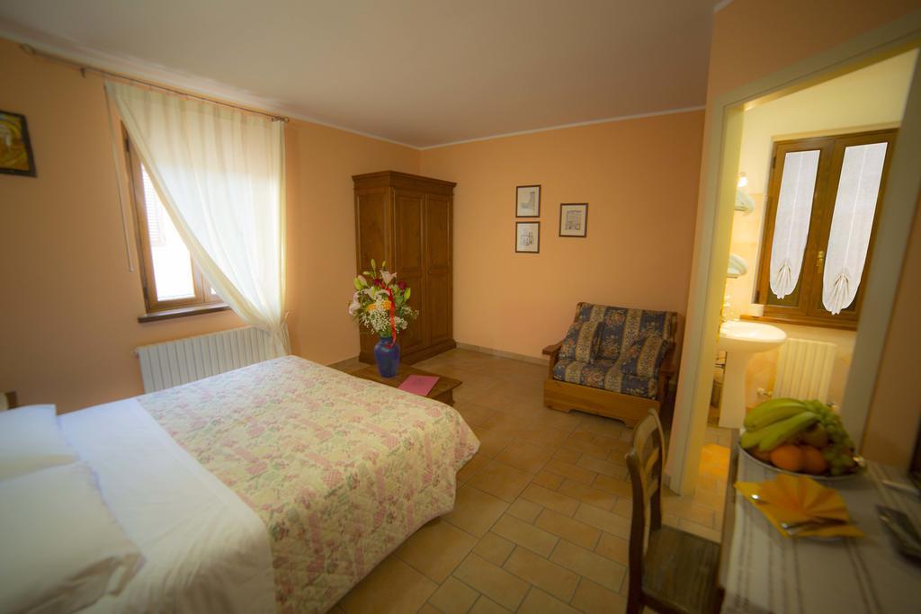 Camere Il Cantico อัสซิซี ภายนอก รูปภาพ